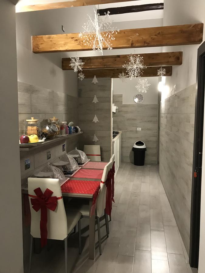 那不勒斯Famigi住宿加早餐旅馆 外观 照片
